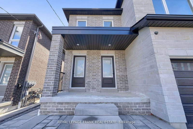 327 Anderson Ave, Oshawa, L1J 2N8 | Image 2