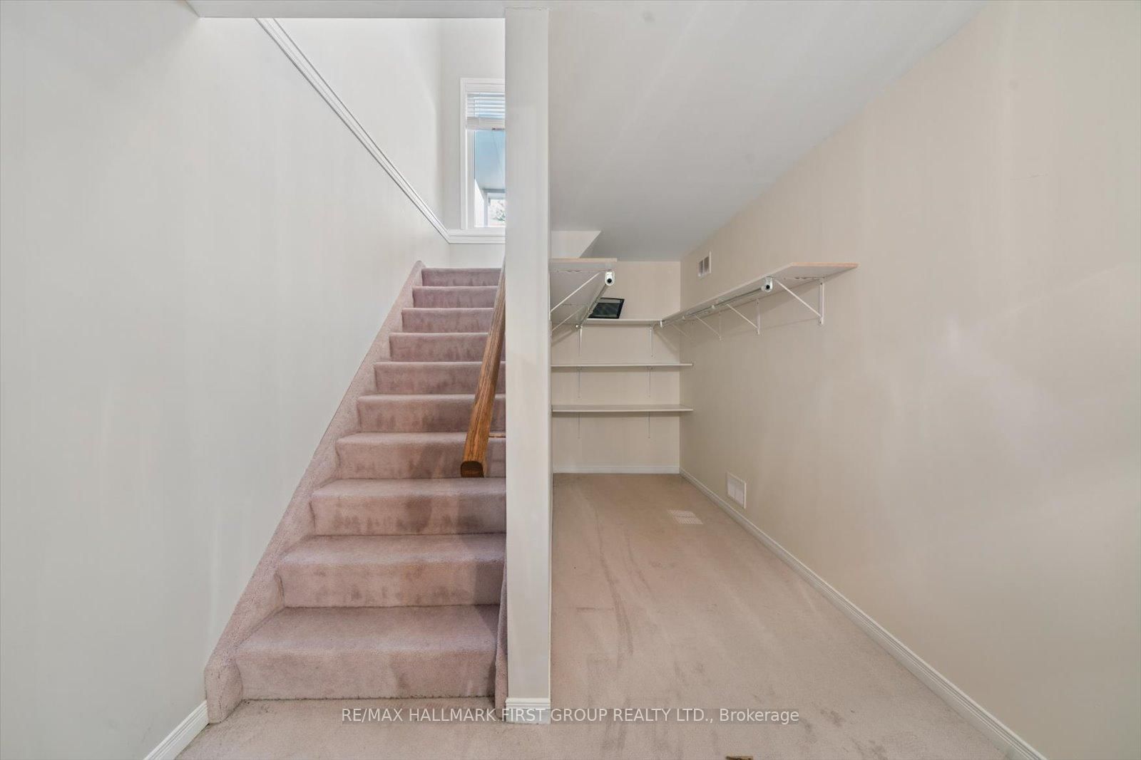 Detached House for sale at 83 Auburn Lane, Clarington, Ontario, L1E 2E9 - Courtice - MLS: E12844872