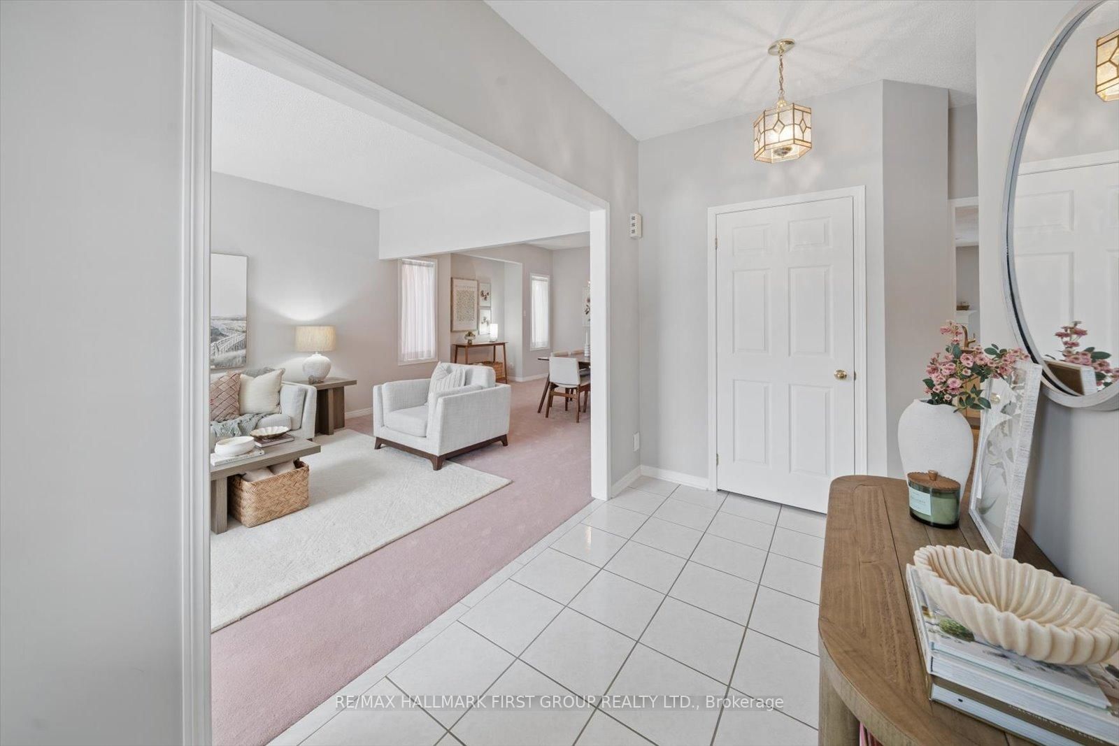 Detached House for sale at 83 Auburn Lane, Clarington, Ontario, L1E 2E9 - Courtice - MLS: E12844872