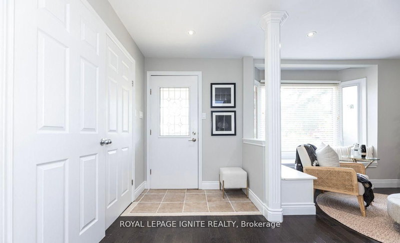 878 Strouds Lane, Pickering, L1V 1H2 | Image 3