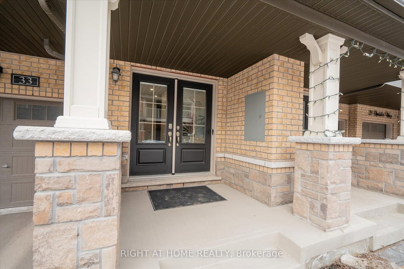 33 Amulet Way, Whitby, L1R 0R5 | Image 3