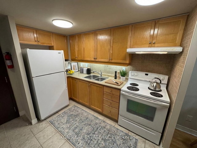 615 - 100 Scottfield Drive