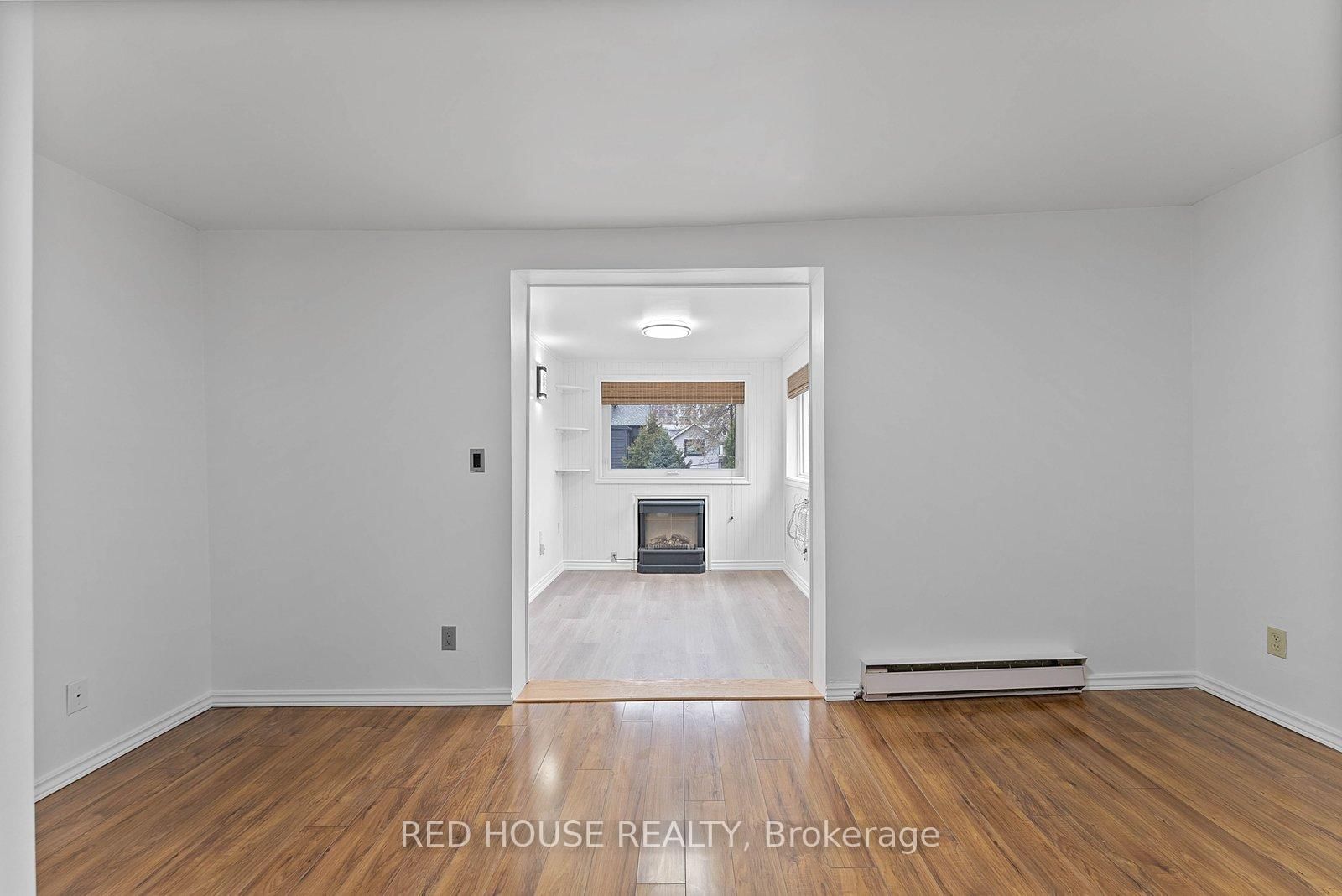 37 Connaught Avenue, Unit Upper - Photo 21