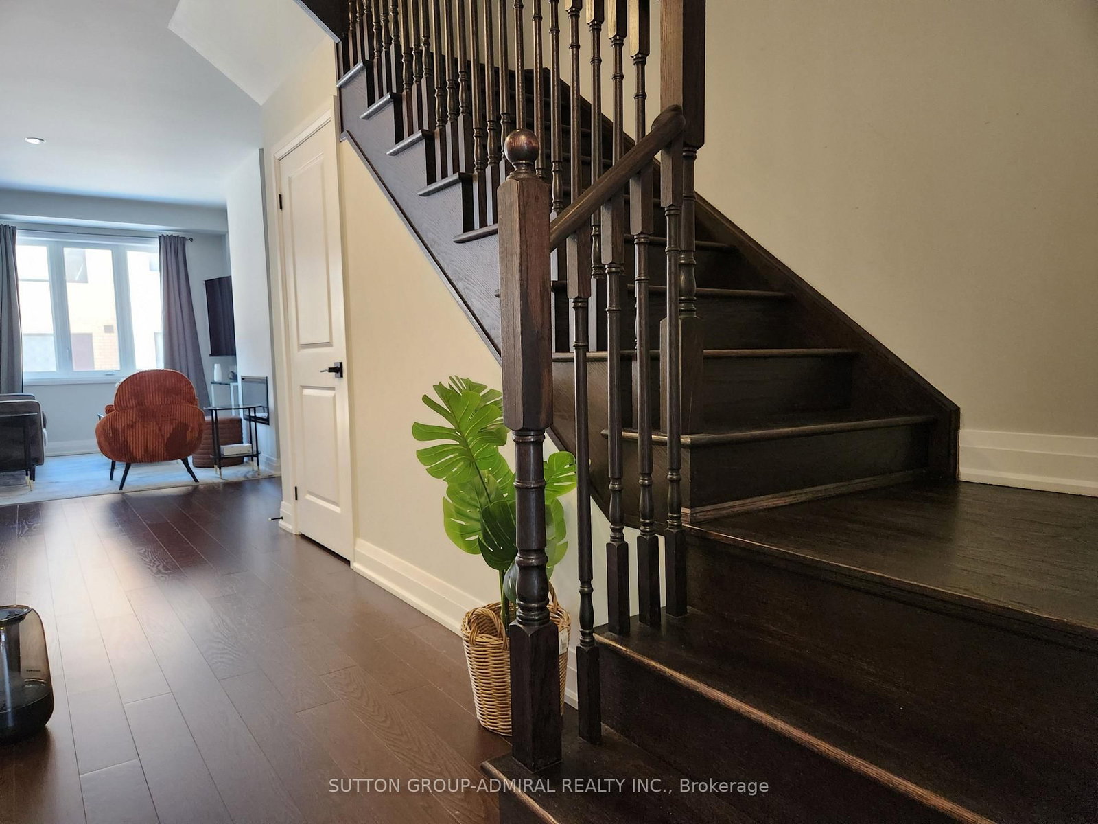 Townhouse for sale at 984 Crowsnest Hllw, Pickering, Ontario, L1X 0P4 - Rural Pickering - MLS: E12849256