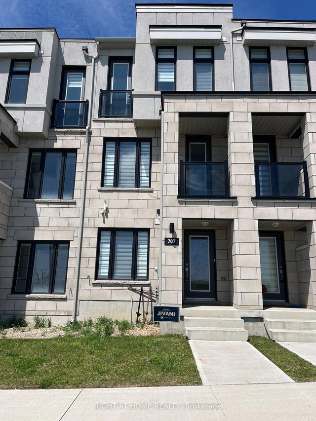 707 Port Darlington Road