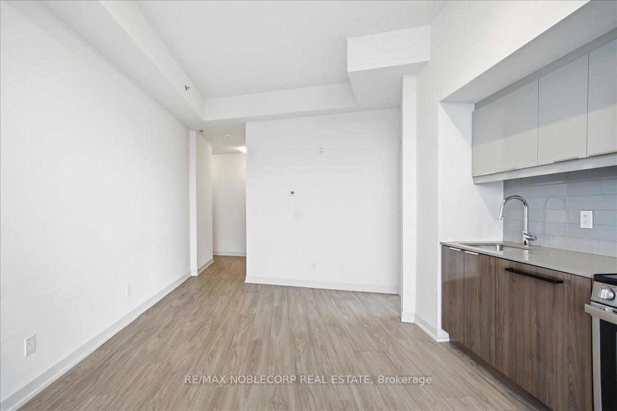 Condo for lease at 524-90 Glen Everest Road, Toronto, Ontario, M1N 0C3 - Birchcliffe-Cliffside - MLS: E12850536