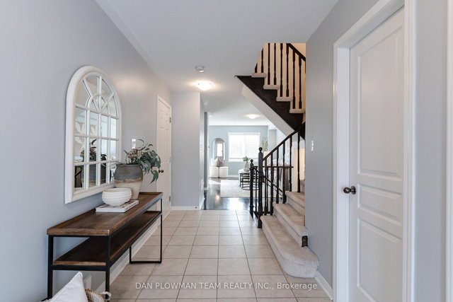 87 Sidney Rundle Avenue