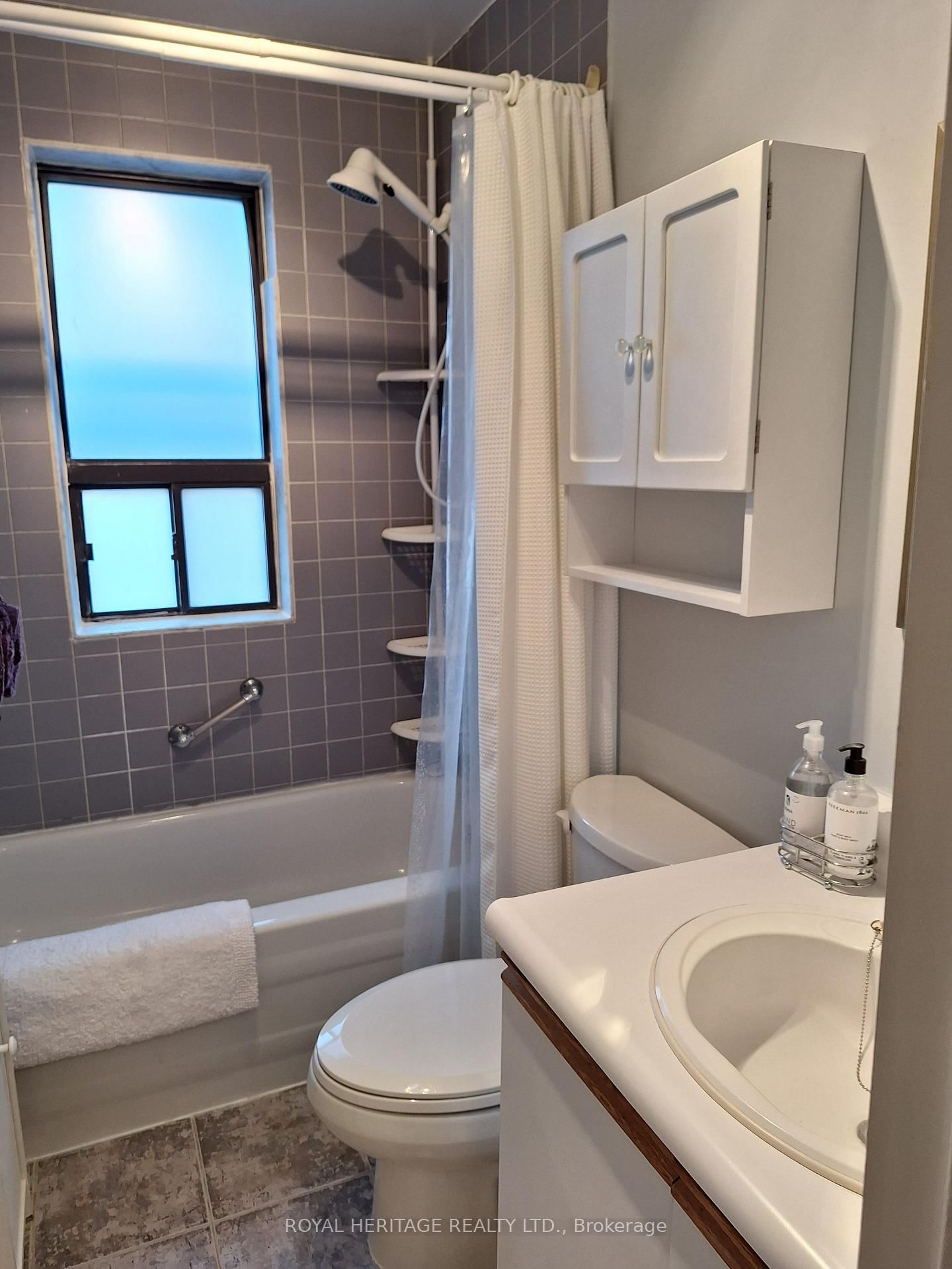 677 Marksbury Road, Unit 6 - Photo 6