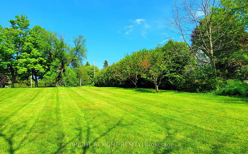 3580 Westney Rd, Pickering, L0H 1H0 | Image 3