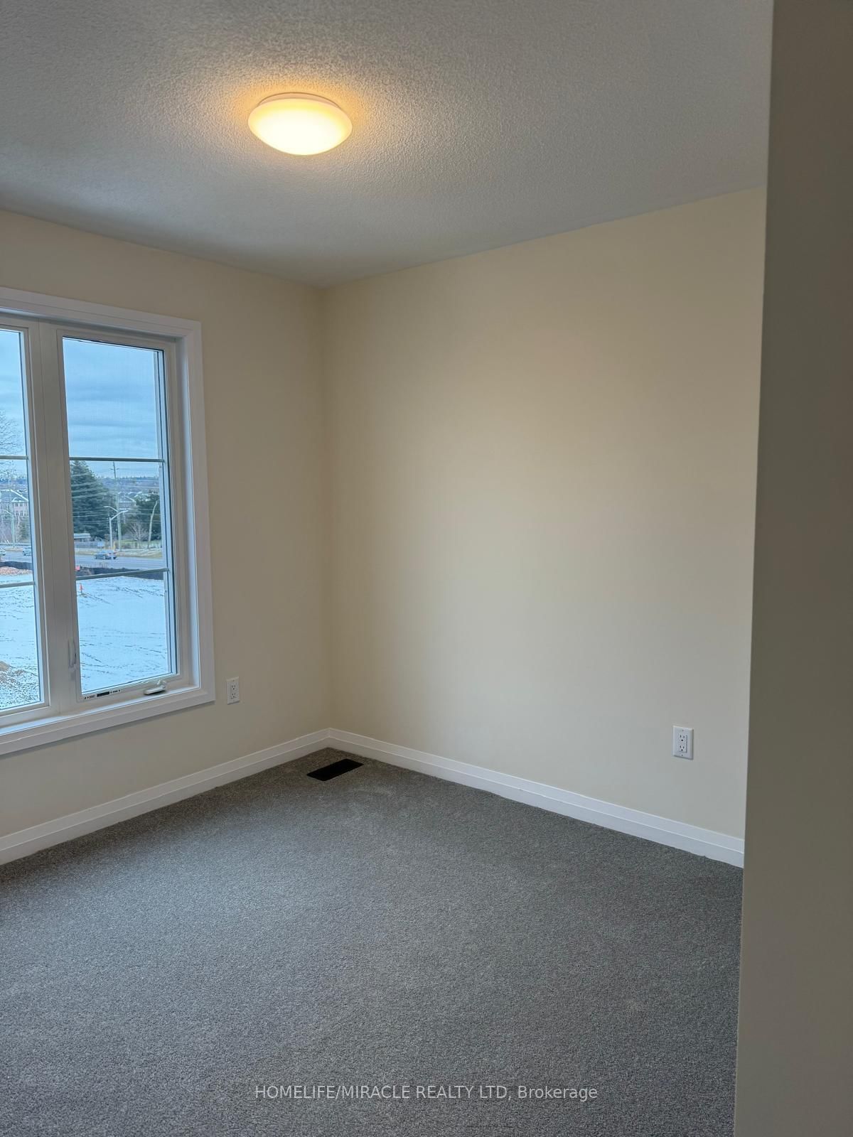 Townhouse for sale at 34 Coote Court, Pickering, Ontario, L1T 0P5 - Brock Ridge - MLS: E12853182