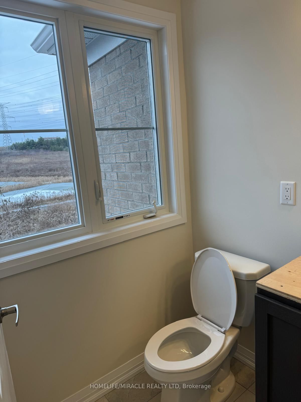 Townhouse for sale at 34 Coote Court, Pickering, Ontario, L1T 0P5 - Brock Ridge - MLS: E12853182