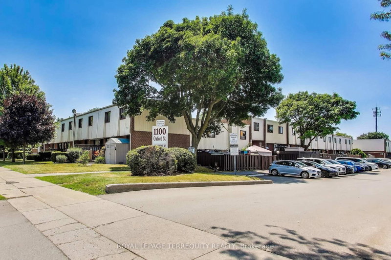 88 - 1100 Oxford St, Oshawa, L1J 6G4 | Image 2