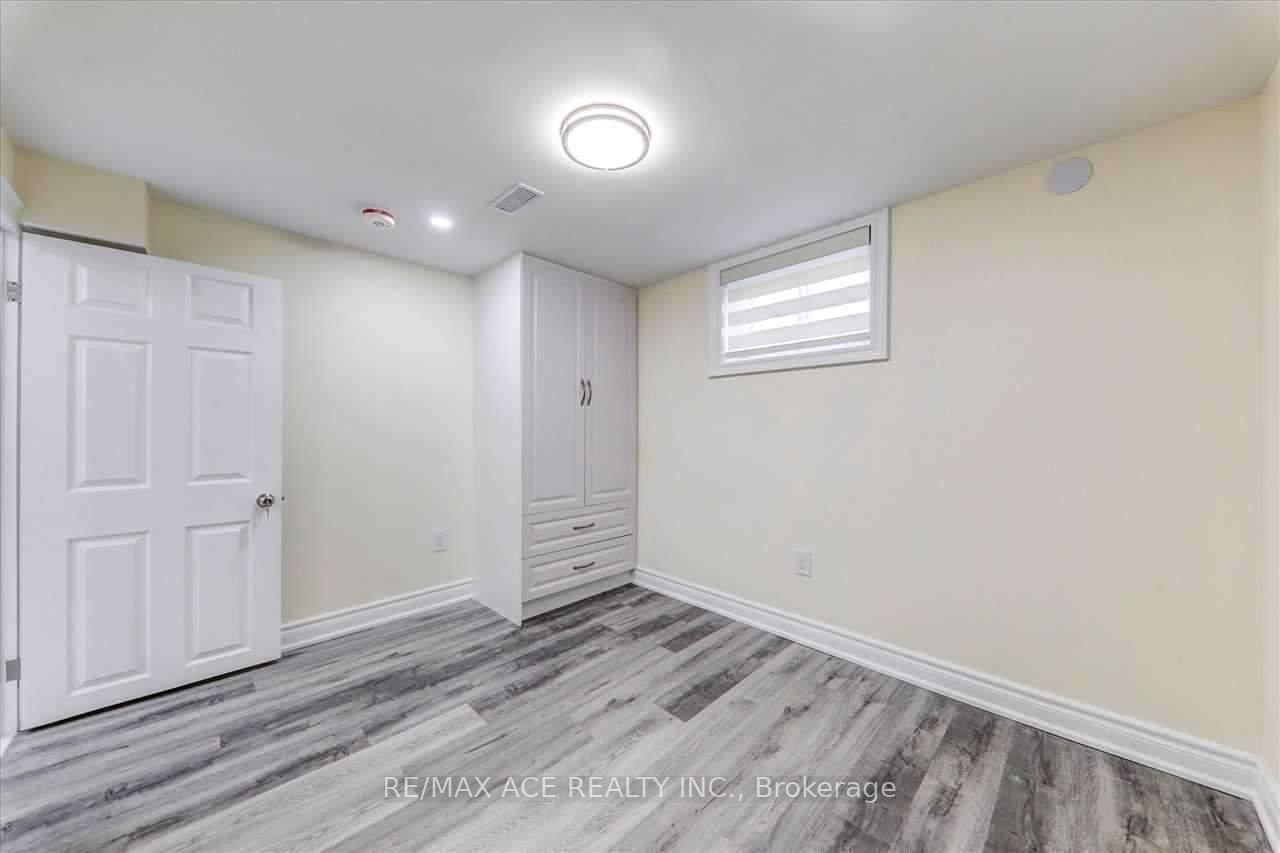 Detached House for lease at Bsmt Left Side-22 Aspendale Drive, Toronto, Ontario, M1P 4J6 - Bendale - MLS: E12854068