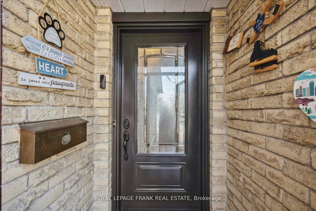 386 Prince Of Wales Drive