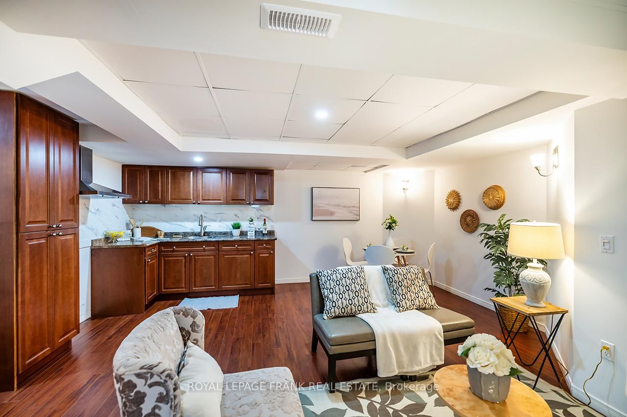 1533 CLEARBROOK Drive - Photo 4