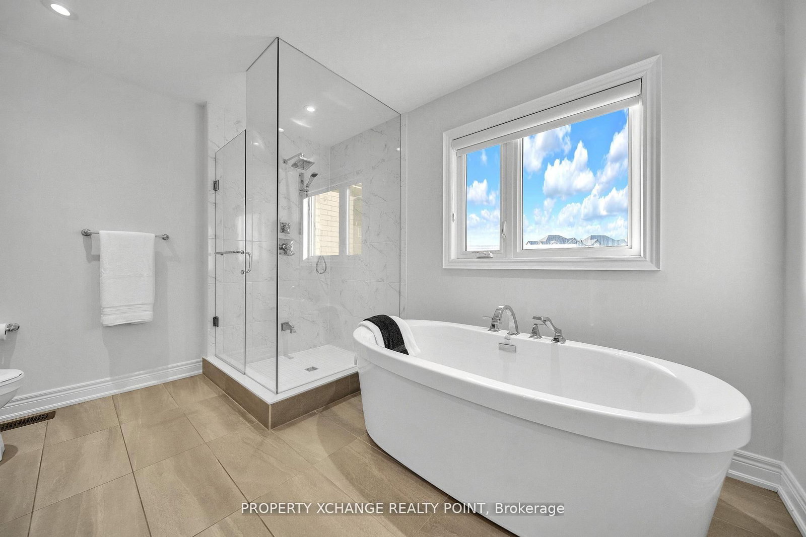 Detached House for sale at 1219 Cactus Crescent, Pickering, Ontario, L1V 2P8 - Rural Pickering - MLS: E12854200