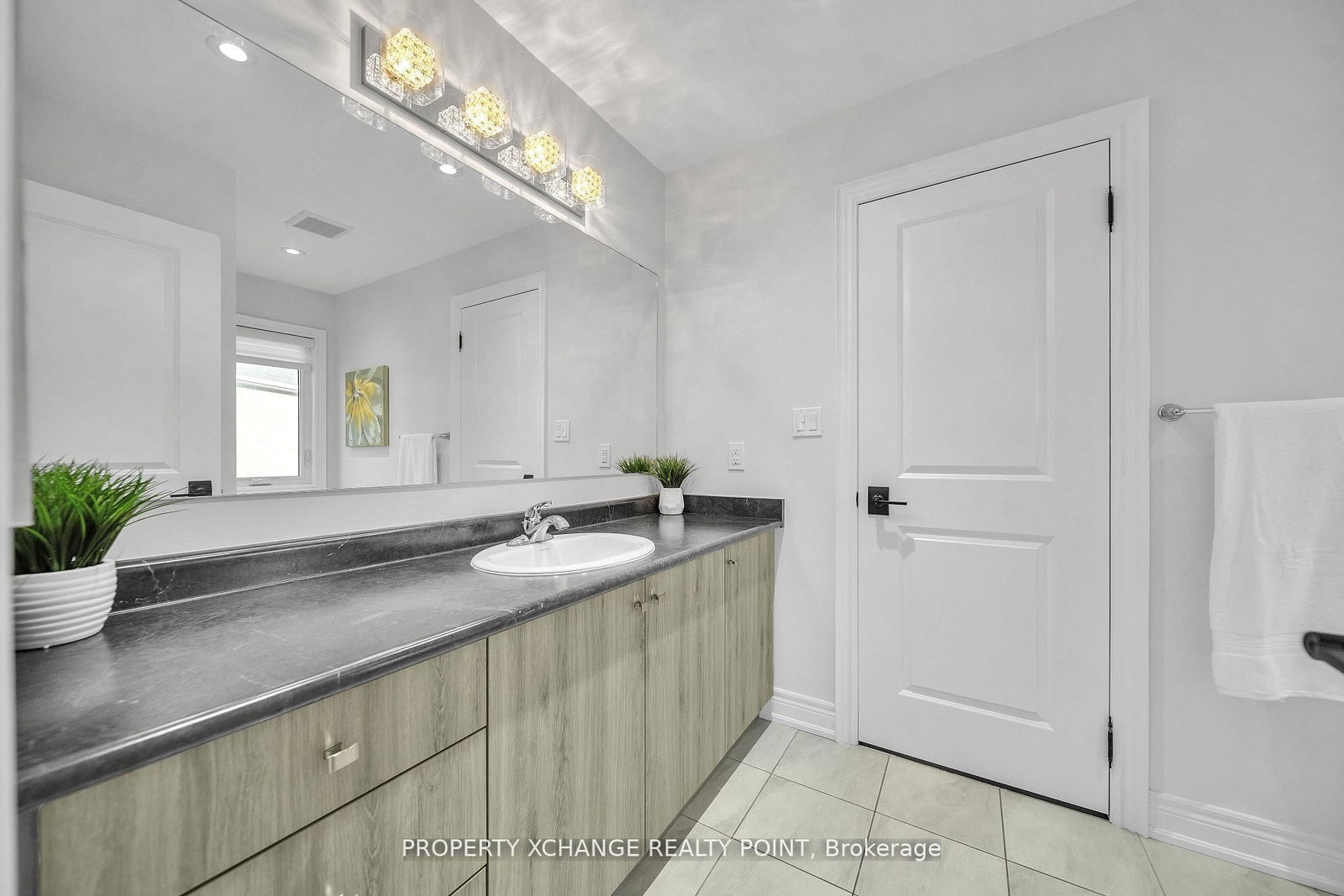 Detached House for sale at 1219 Cactus Crescent, Pickering, Ontario, L1V 2P8 - Rural Pickering - MLS: E12854200