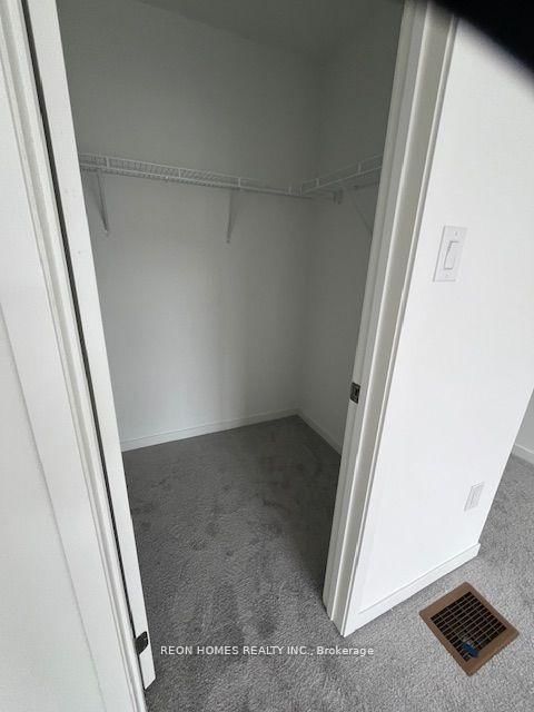 Townhouse for lease at 764 Heathrow Path, Oshawa, Ontario, L1H 7K5 - Samac - MLS: E12855114