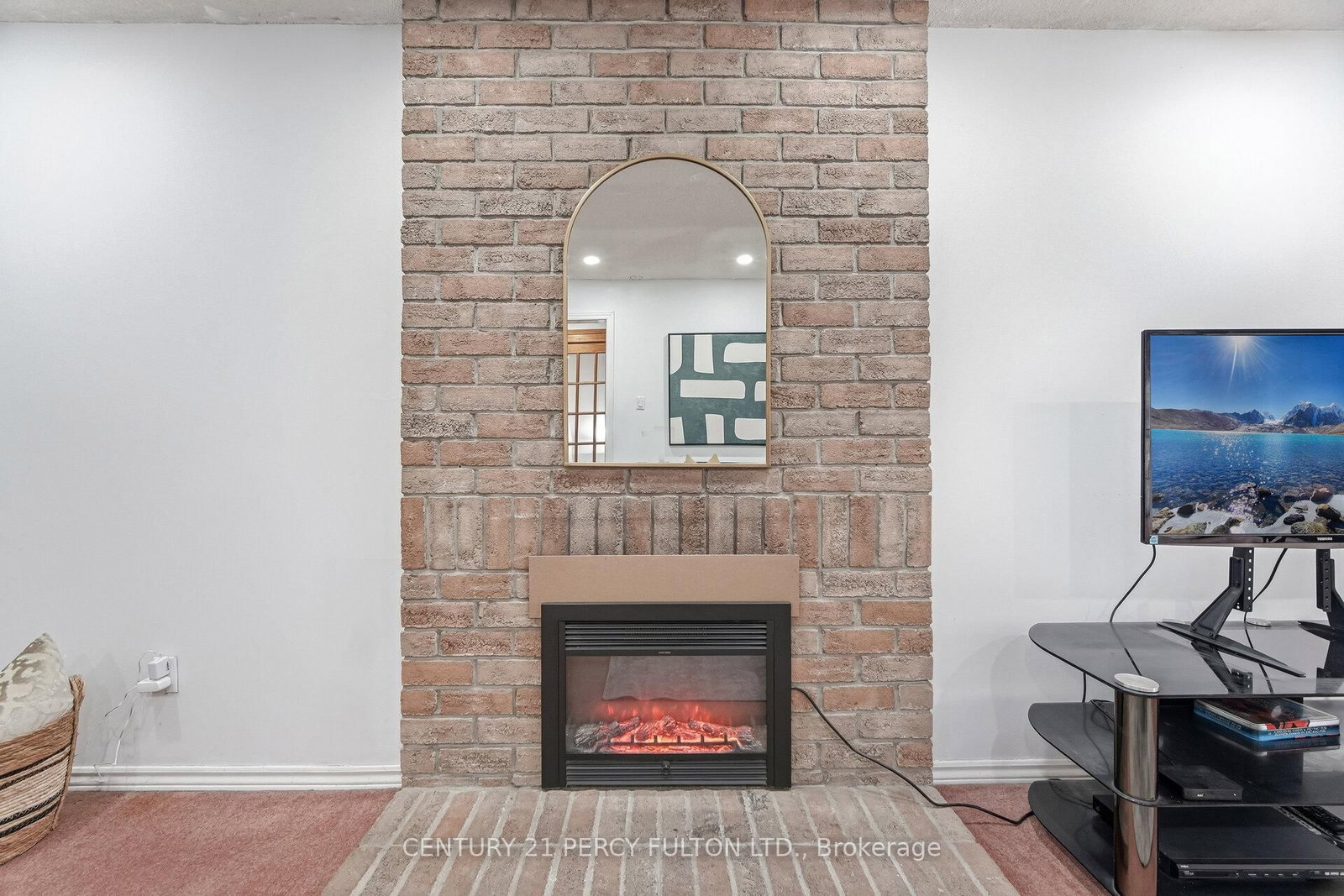 Detached House for sale at 782 Aspen Road, Pickering, Ontario, L1V 3S3 - Amberlea - MLS: E12855156