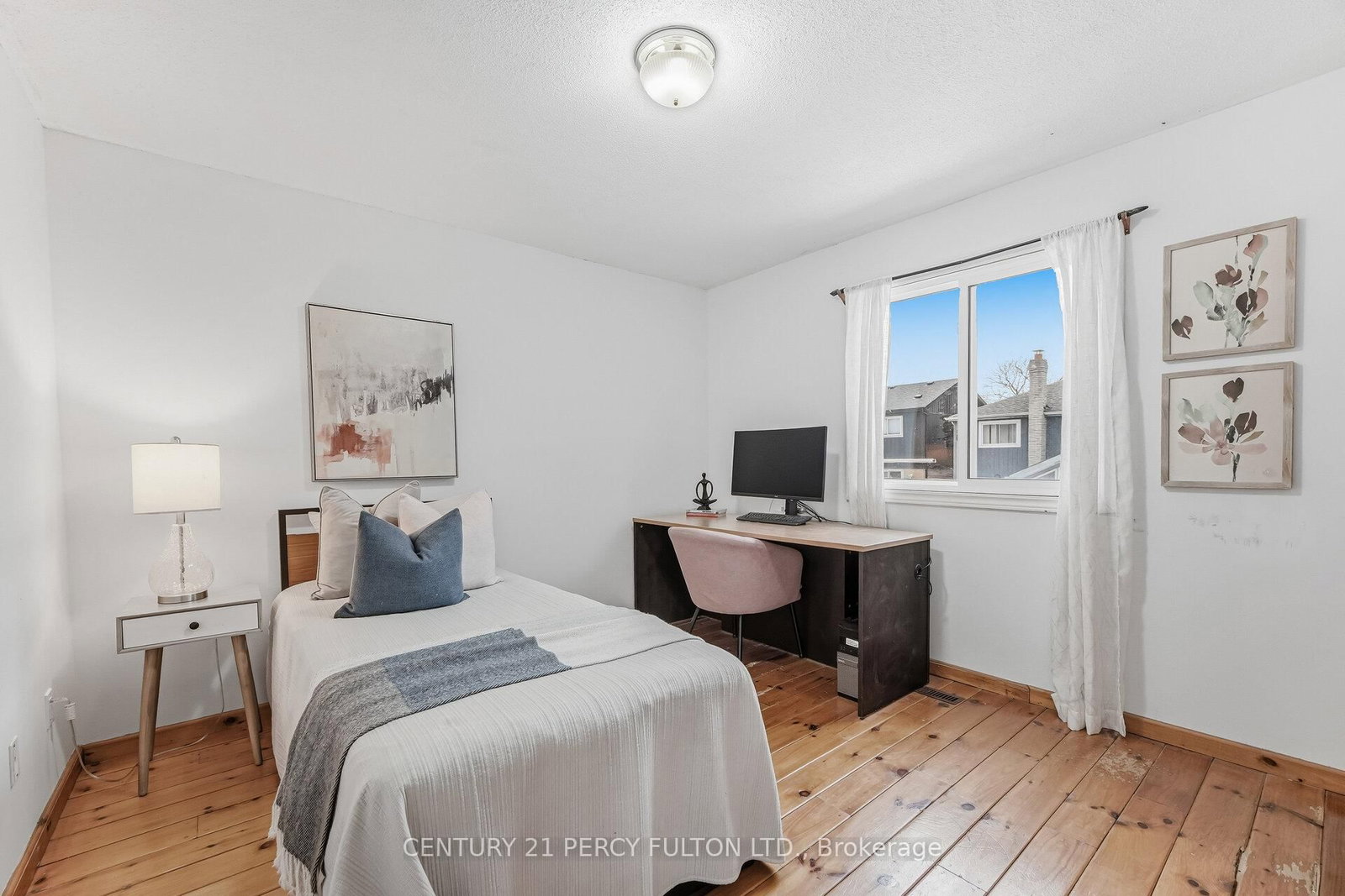 Detached House for sale at 782 Aspen Road, Pickering, Ontario, L1V 3S3 - Amberlea - MLS: E12855156