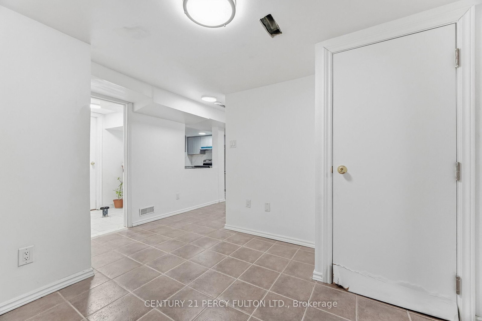 Detached House for sale at 782 Aspen Road, Pickering, Ontario, L1V 3S3 - Amberlea - MLS: E12855156