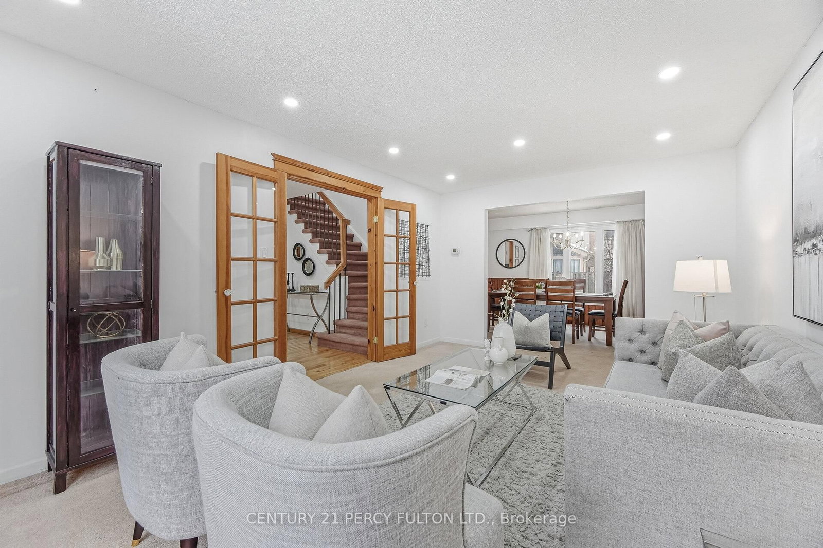 Detached House for sale at 782 Aspen Road, Pickering, Ontario, L1V 3S3 - Amberlea - MLS: E12855156