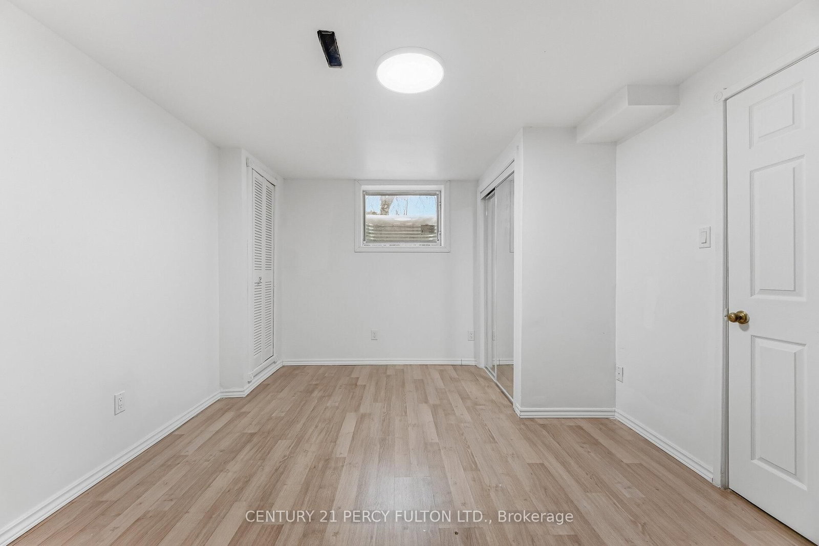 Detached House for sale at 782 Aspen Road, Pickering, Ontario, L1V 3S3 - Amberlea - MLS: E12855156