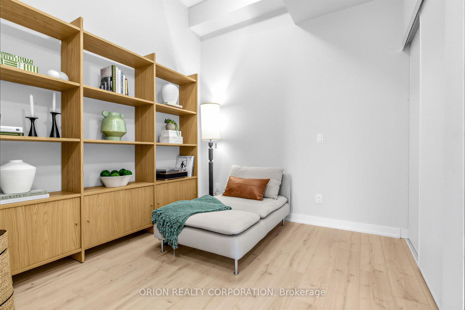 Condo for sale at 108-201 Brock Street, Whitby, Ontario, L1N 4K2 - Downtown Whitby - MLS: E12855524