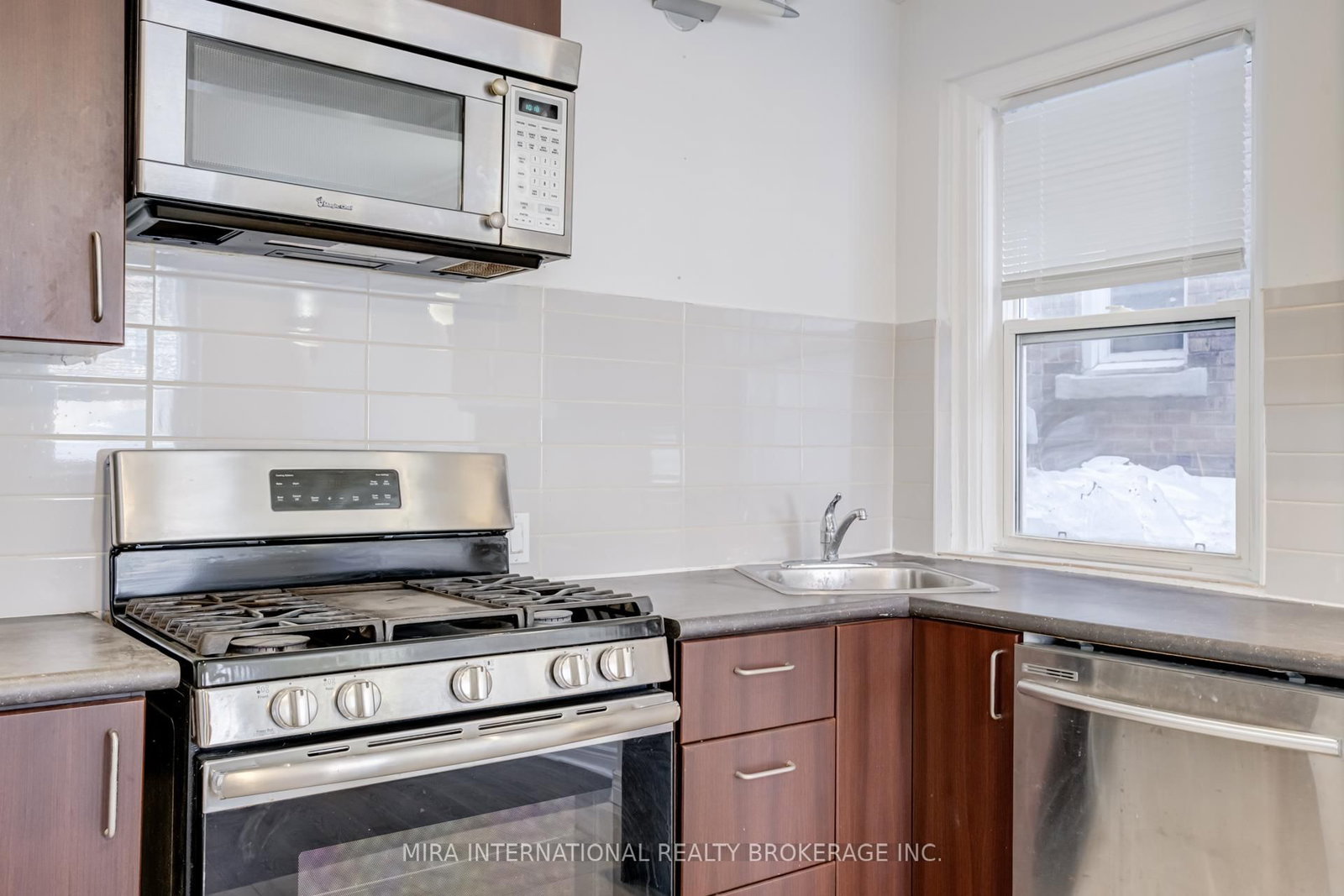 Detached House for lease at A4-98 Leuty Avenue, Toronto, Ontario, M4E 2R4 - The Beaches - MLS: E12855696