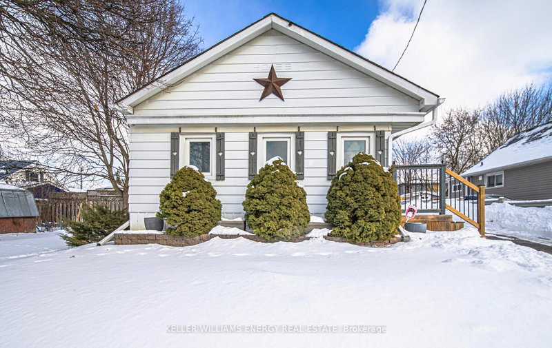 449 Cromwell Ave, Oshawa, L1J 4V3 | Image 2