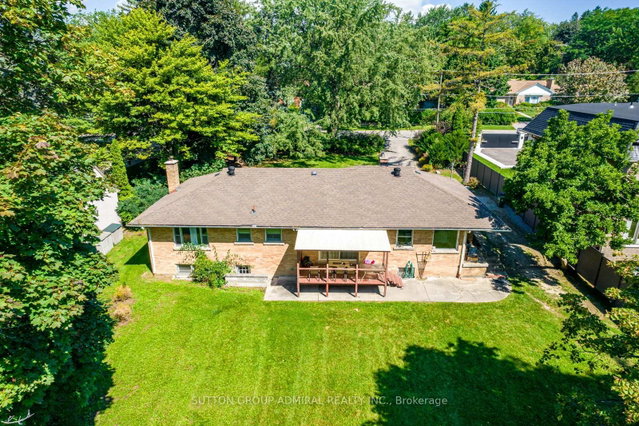 15 Bellehaven Crescent