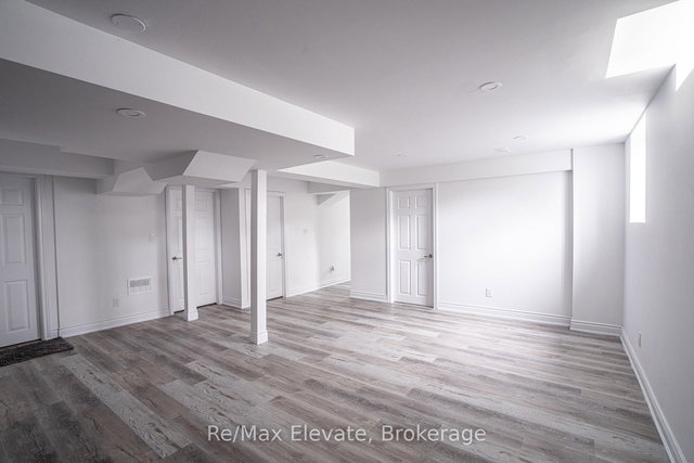 LOWER - 2 Pardon Avenue W W