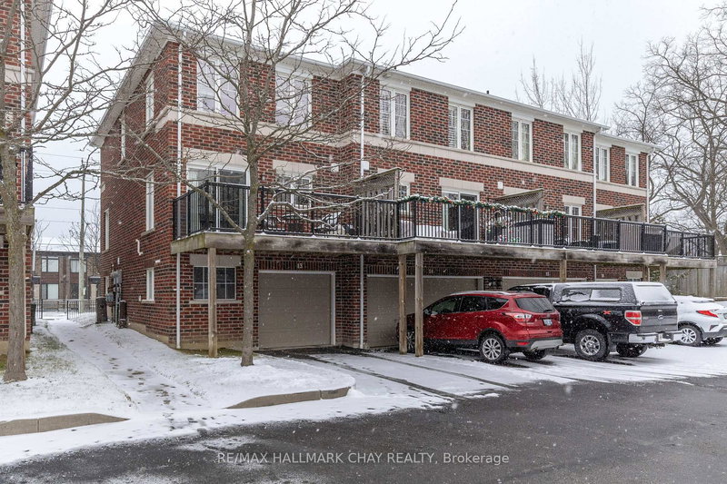 13 - 571 Longworth Ave, Clarington, L1C 0H3 | Image 3