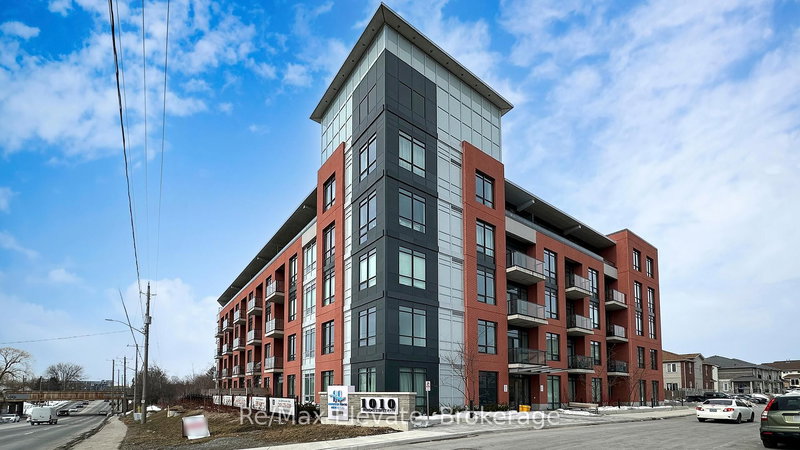 home for sale on 519-1010 Dundas Street E