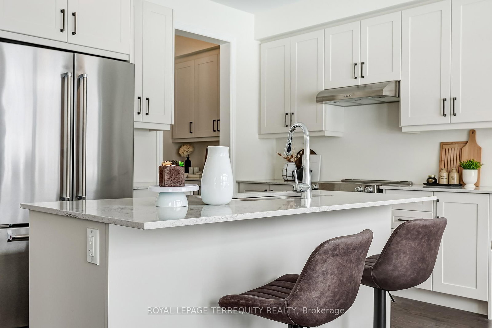 Detached House for sale at 1226 Talisman Manr, Pickering, Ontario, L1X 0R9 - Rural Pickering - MLS: E12859644