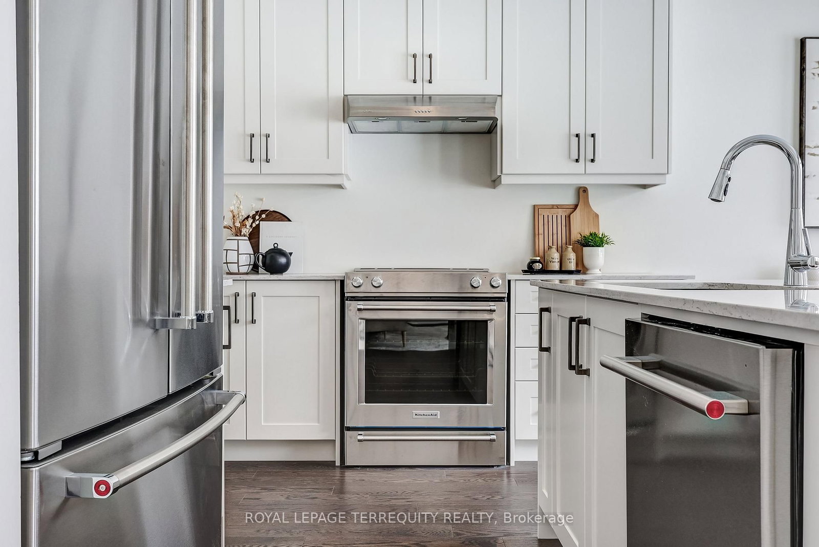 Detached House for sale at 1226 Talisman Manr, Pickering, Ontario, L1X 0R9 - Rural Pickering - MLS: E12859644