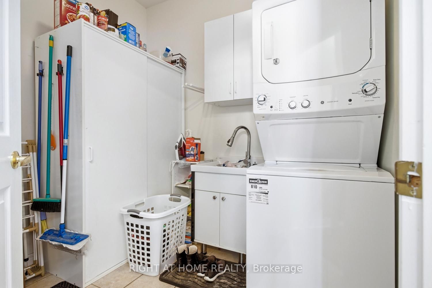 Detached House for sale at 295 Waterbury Crescent, Scugog, Ontario, L9L 1S5 - Port Perry - MLS: E12860226