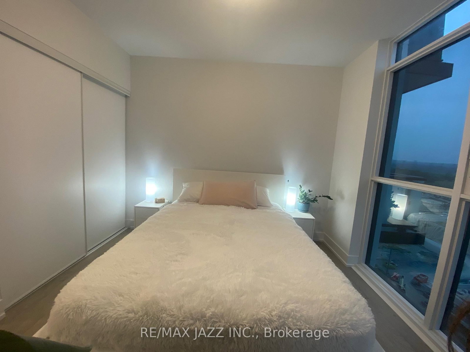 2550 Simcoe Street N, Unit 1716 - Photo 21