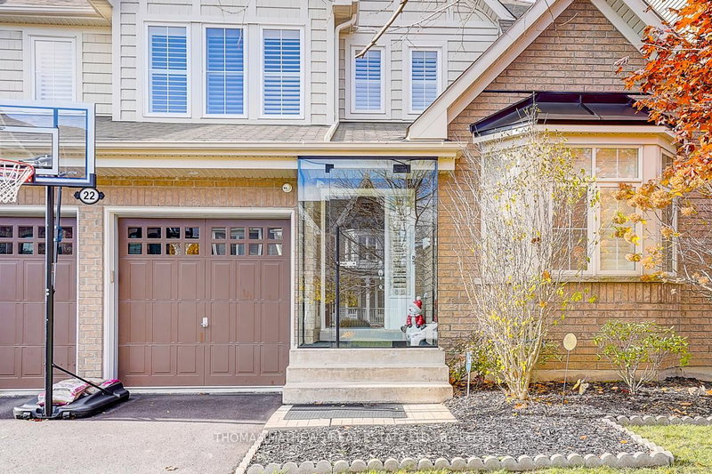22 Northcastle Cres, Whitby, L1M 0H8 | Image 3