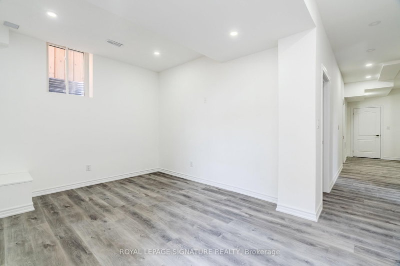 Bsmt - 9 Walter Clifford Nesb Dr, Whitby, L1P 0G5 | Image 3