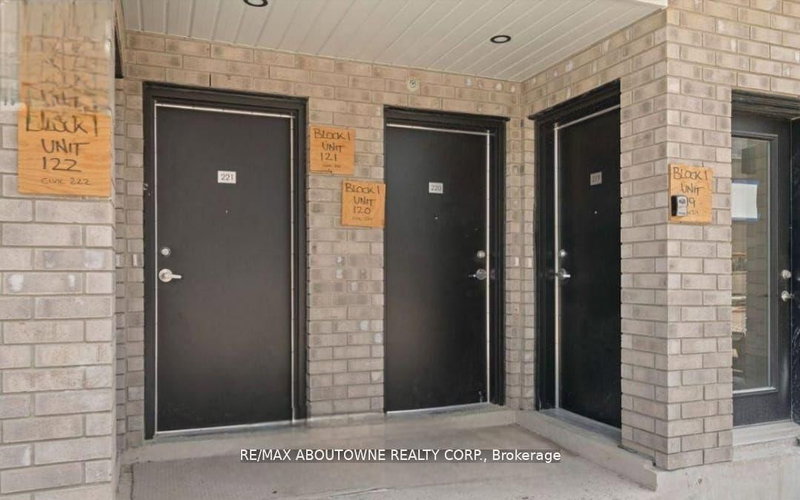 220 - 1695 Dersan St, Pickering, L1V 2P8 | Image 2