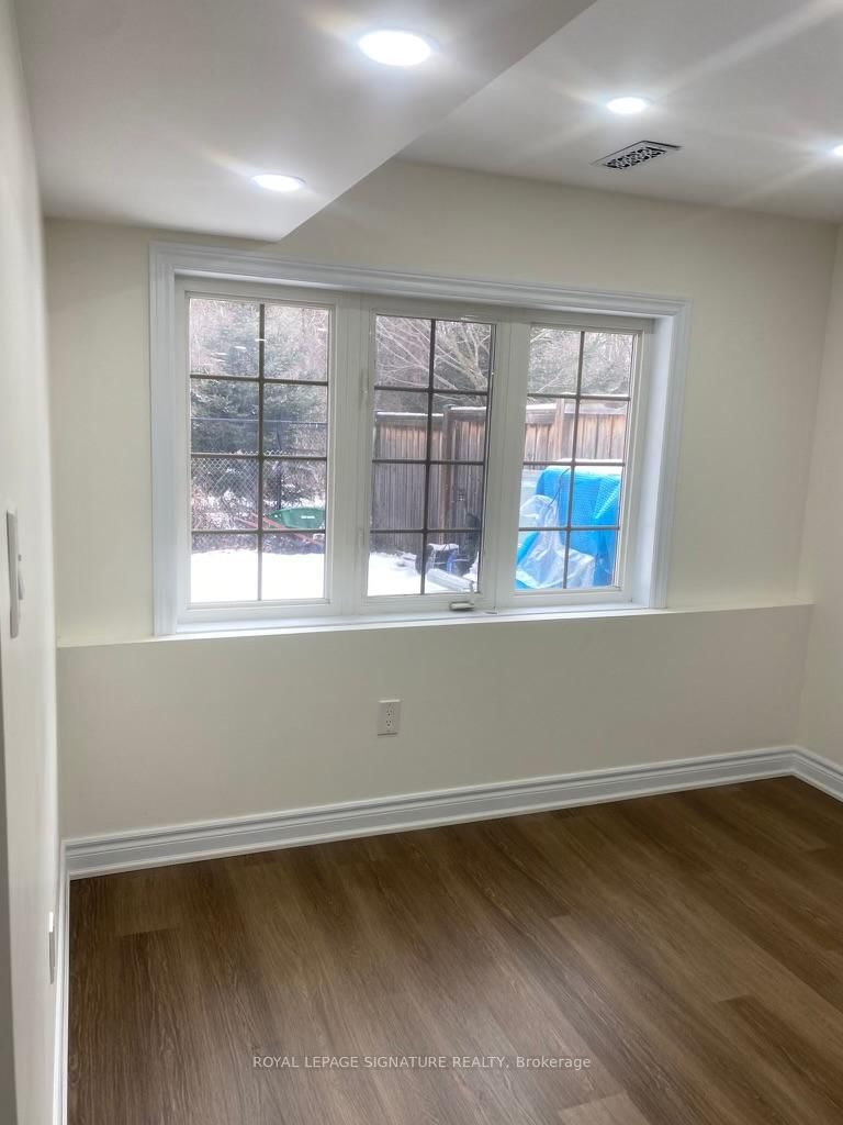 Lower - 87 Stockell Cres, Ajax, L1T 0M4 | Image 2