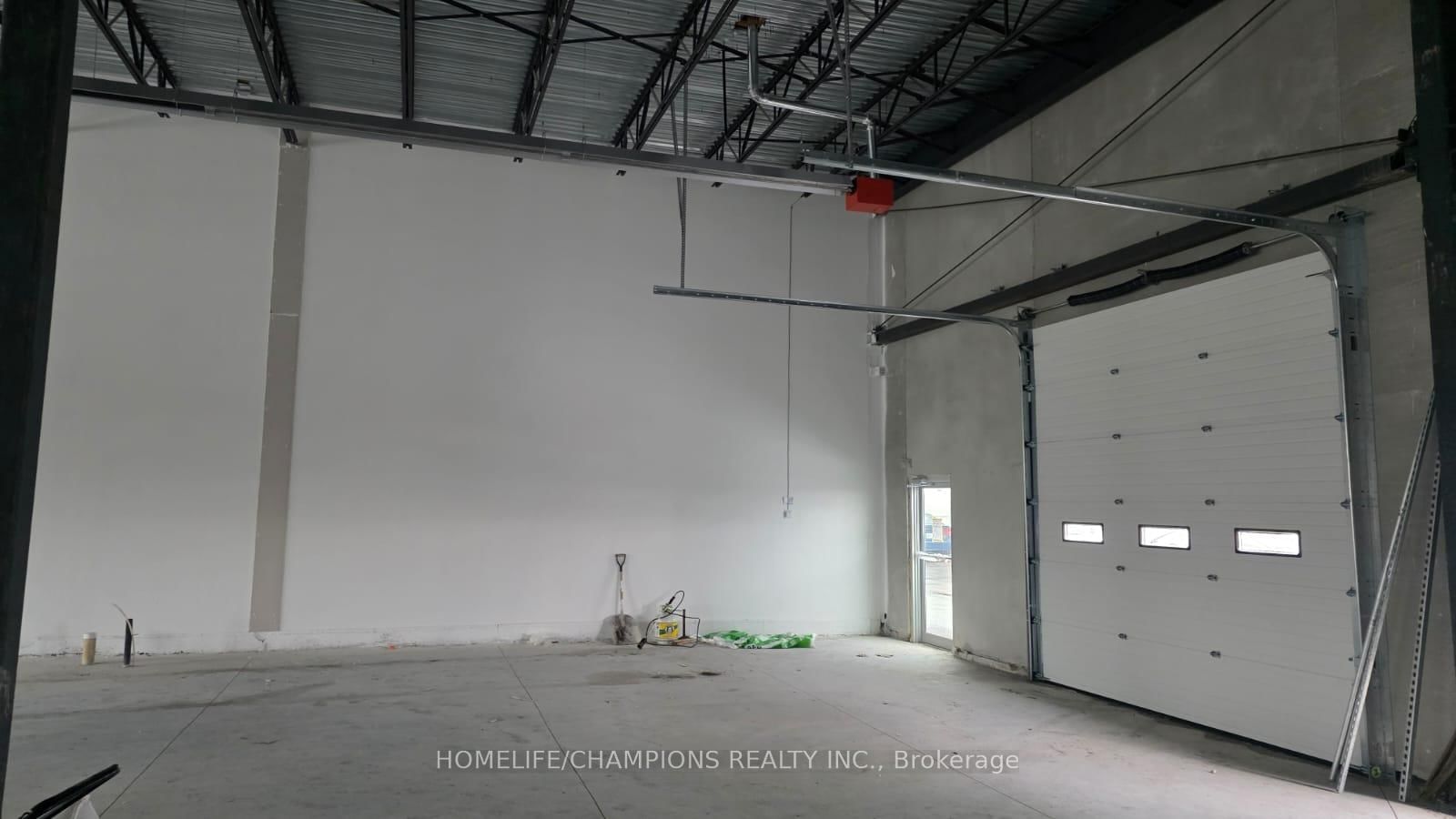 95 State Crown Boulevard, Unit 3 - Photo 4