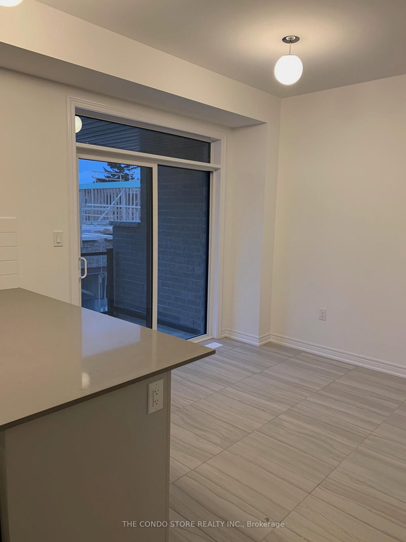 16 Dockside Way, Whitby, L1N 0M6 | Image 3