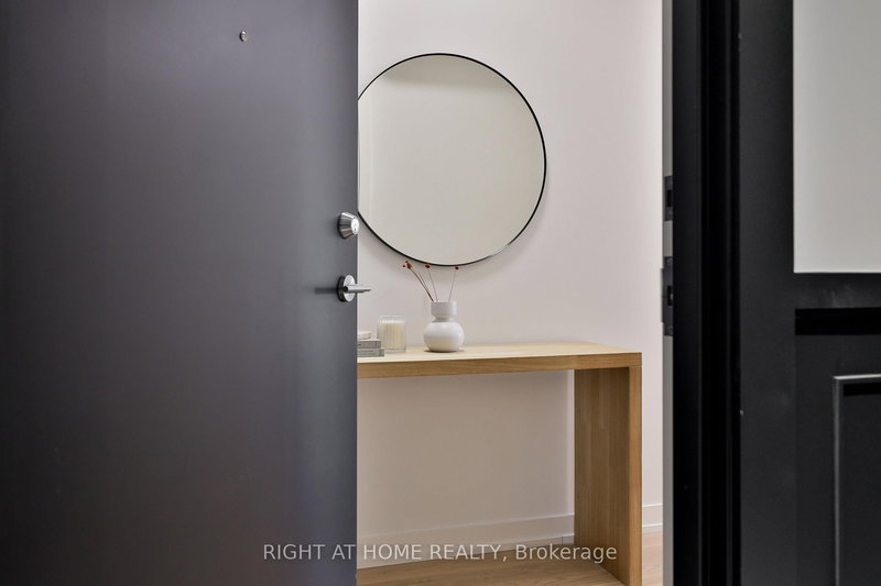 405 - 761 Queen St E, Toronto, M4M 1H3 | Image 2
