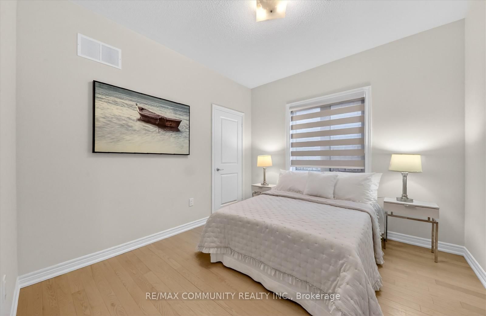 Detached House for sale at 5 Thelma Drive, Whitby, Ontario, L1P 0N3 - Rural Whitby - MLS: E12865326