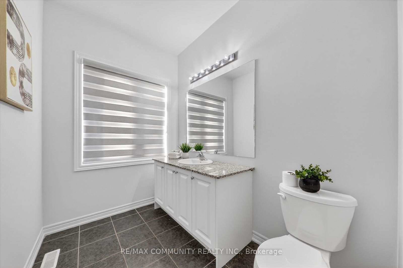 Detached House for sale at 5 Thelma Drive, Whitby, Ontario, L1P 0N3 - Rural Whitby - MLS: E12865326