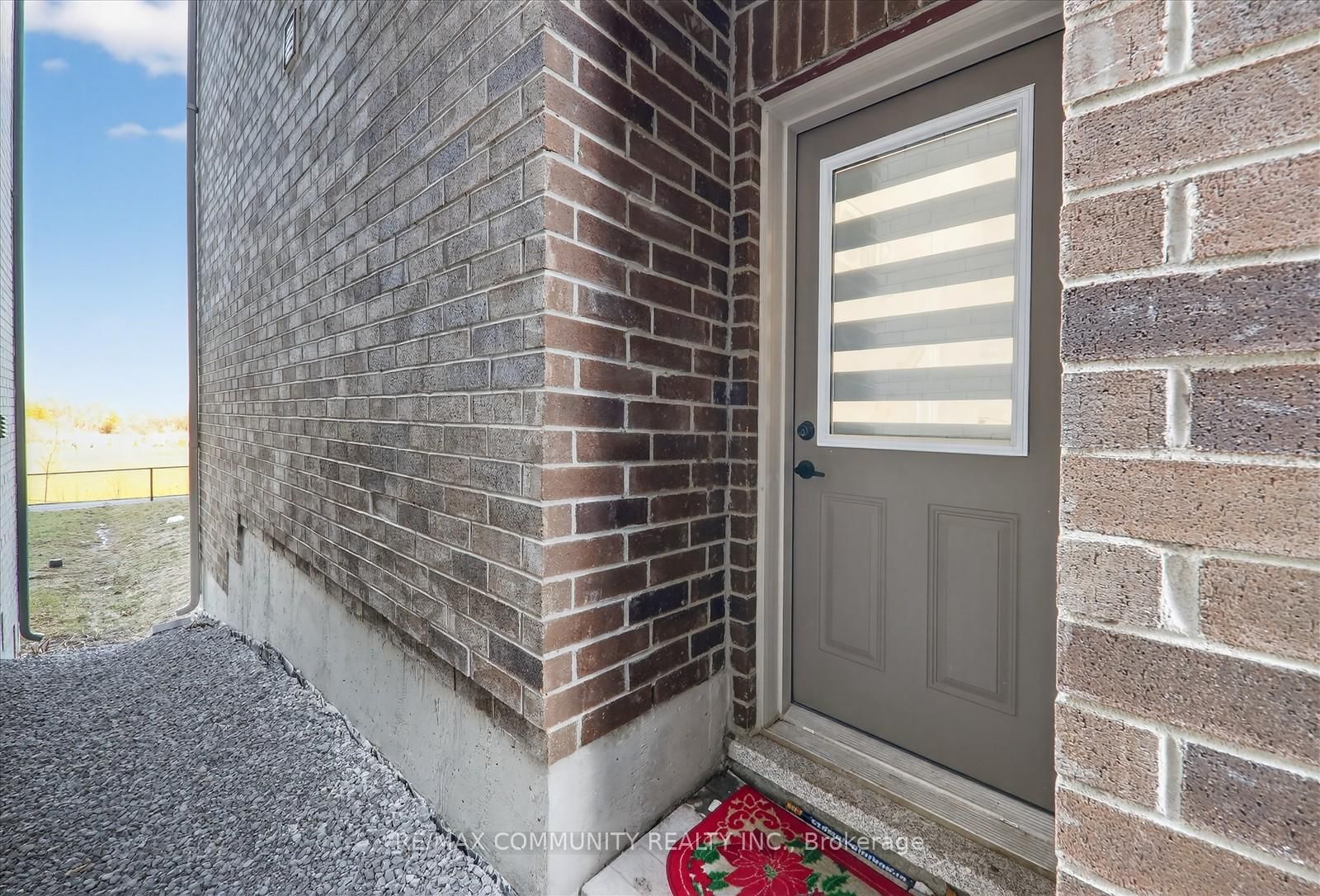 Detached House for sale at 5 Thelma Drive, Whitby, Ontario, L1P 0N3 - Rural Whitby - MLS: E12865326