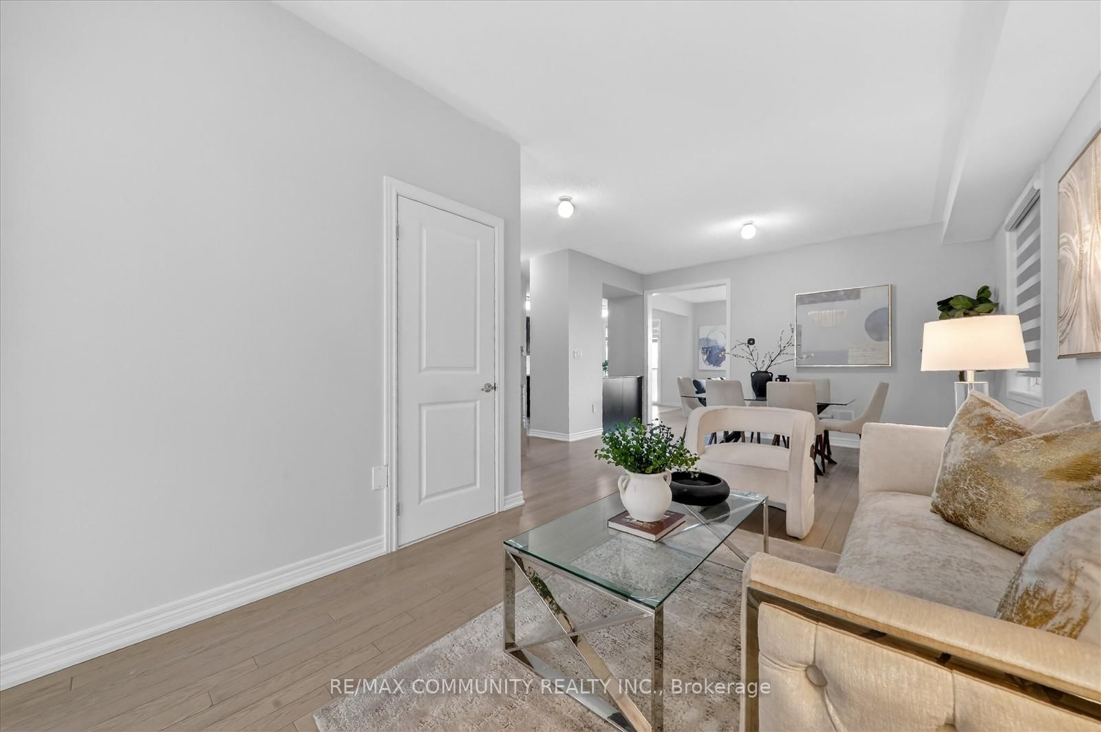 Detached House for sale at 5 Thelma Drive, Whitby, Ontario, L1P 0N3 - Rural Whitby - MLS: E12865326