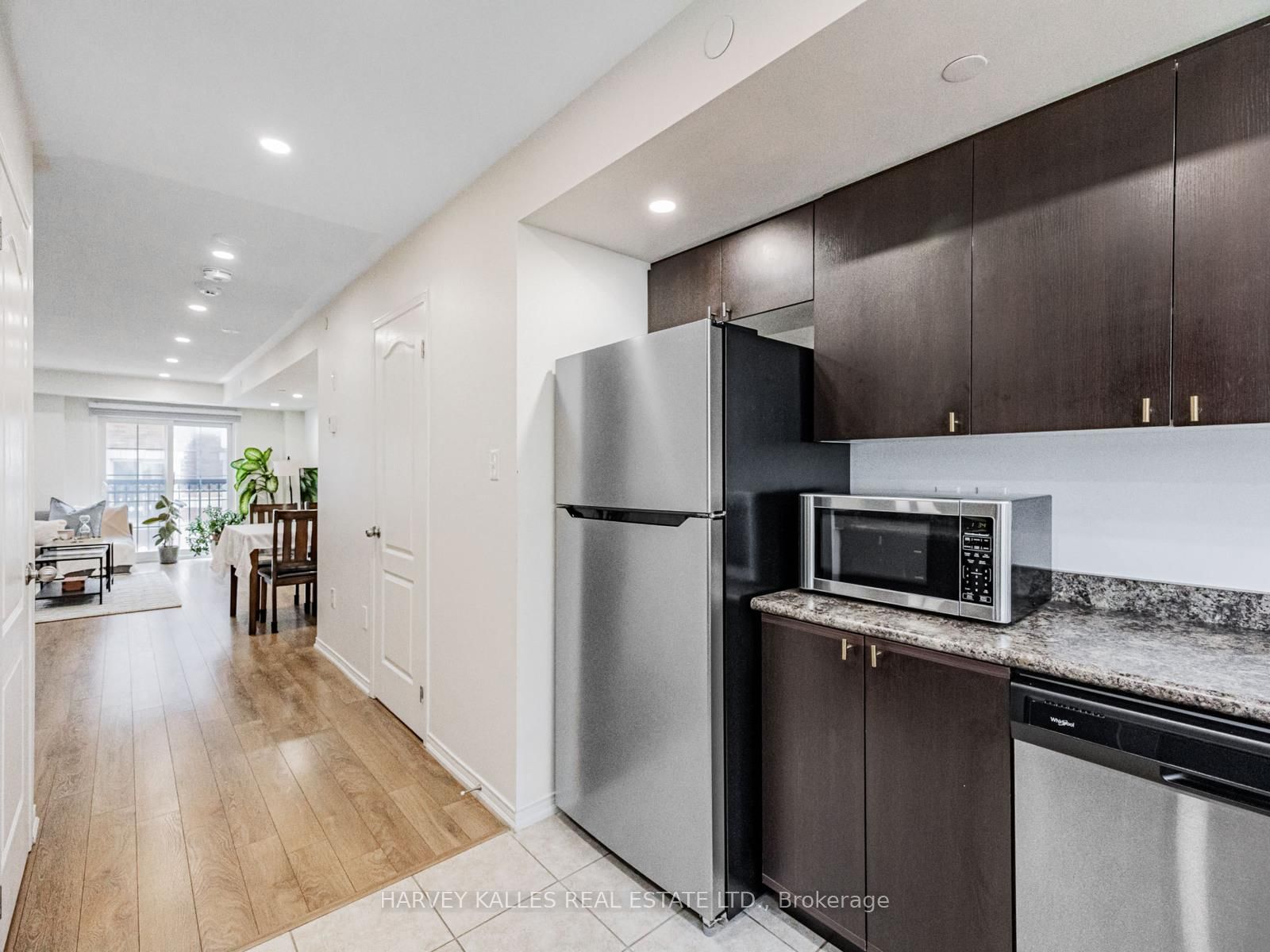 Townhouse for sale at 38 Glenstal Path, Oshawa, Ontario, L1L 0L2 - Windfields - MLS: E12865454